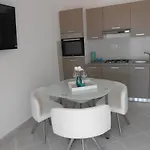 Okrug Gornji 13859a Apartment