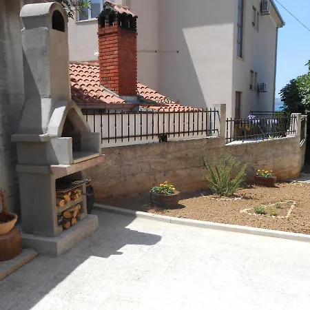 Apartamento Okrug Gornji 13859a