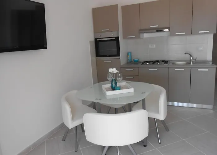 Okrug Gornji 13859a Appartement